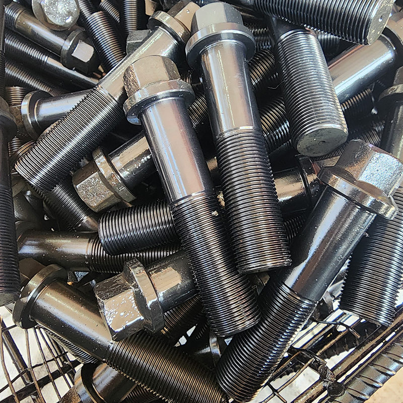 M8×40 koolstofstaal klasse 8.8 zwarte cilinderkopflensbouten M8×40 koolstofstaal klasse 8.8 zwarte cilinderkopflensbouten
